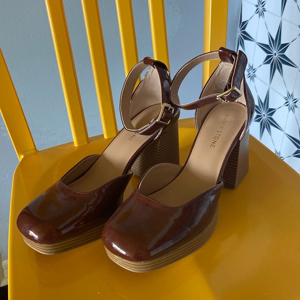 Worn once Sun + Stone platform patent ankle strap pumps!